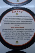 Mum Uyarı Etiketi Mum Uyarı Etiketi